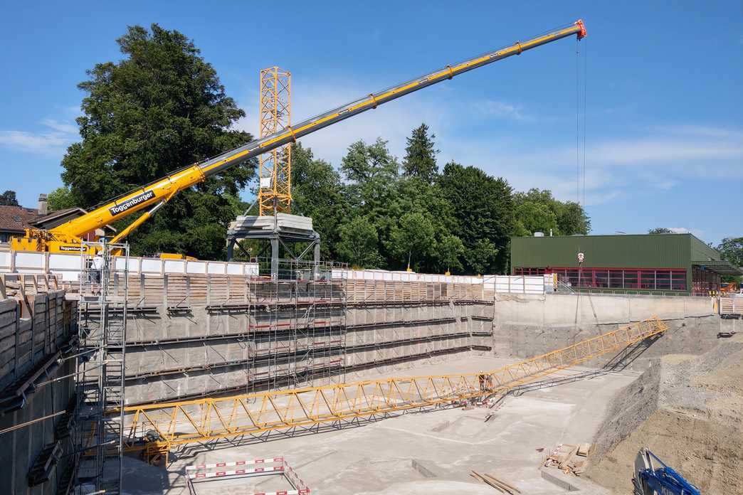 Baustelle POM Kran